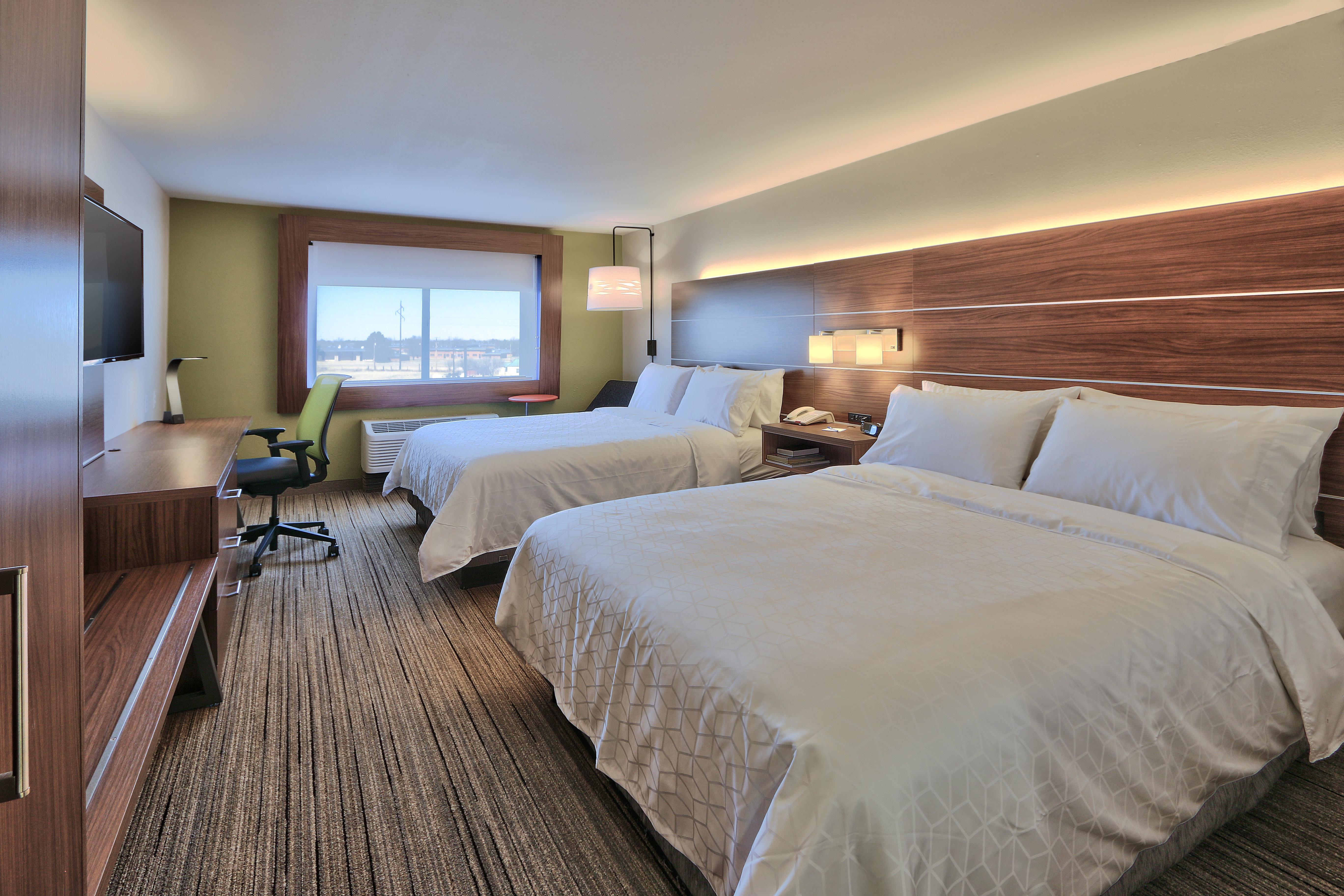 Holiday Inn Express & Suites Portales By Ihg Exterior photo