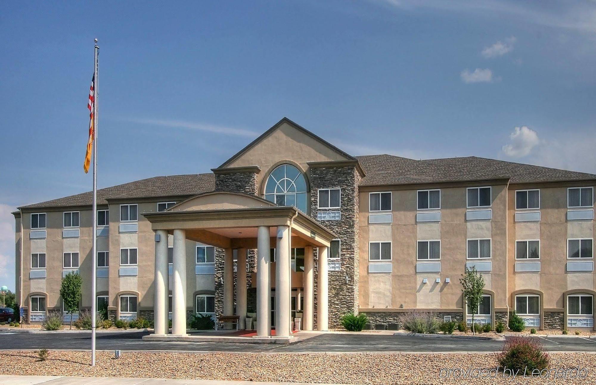 Holiday Inn Express & Suites Portales By Ihg Exterior photo